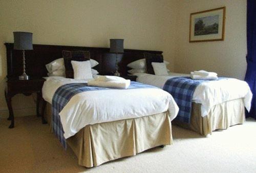 Bennachie Lodge Hotel Kemnay Buitenkant foto